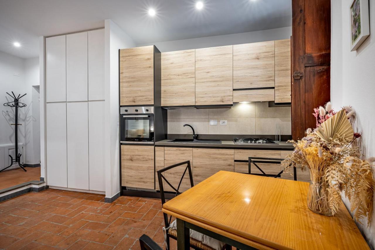 Roommo Via Dei Pilastri Ambra Firenze Bagian luar foto
