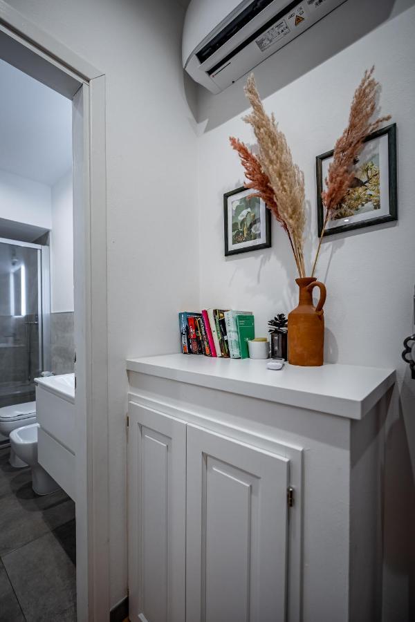 Roommo Via Dei Pilastri Ambra Firenze Bagian luar foto